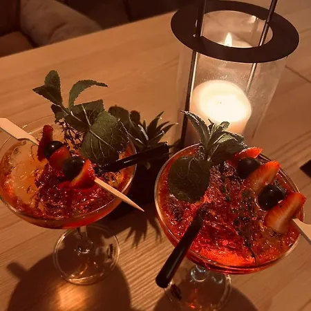 מלון דירות Grand Laola 4*