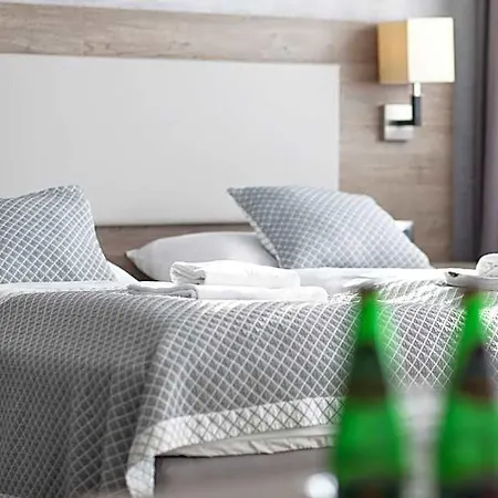Grand Laola 4*