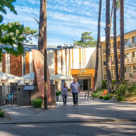 Grand Laola Apartmanhotel 4*