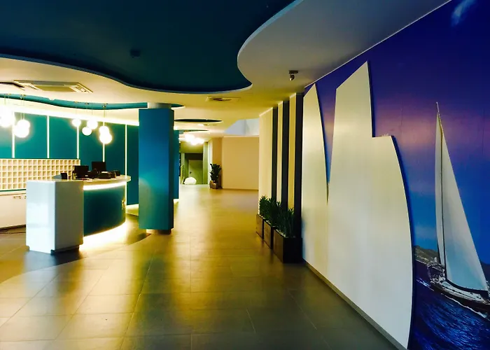 Apartahotel Grand Laola 4*